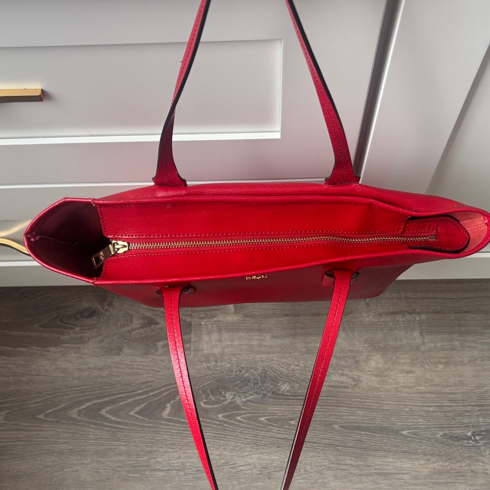 Ralph Lauren Red Leather purse - Picture 5 of 7